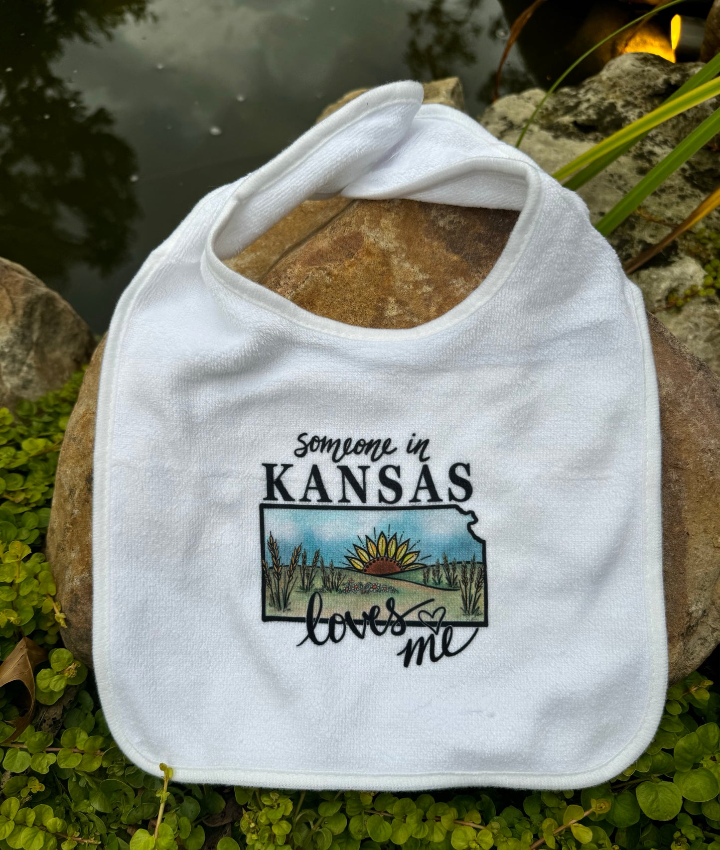 “Someone in Kansas Loves Me” Baby Bib