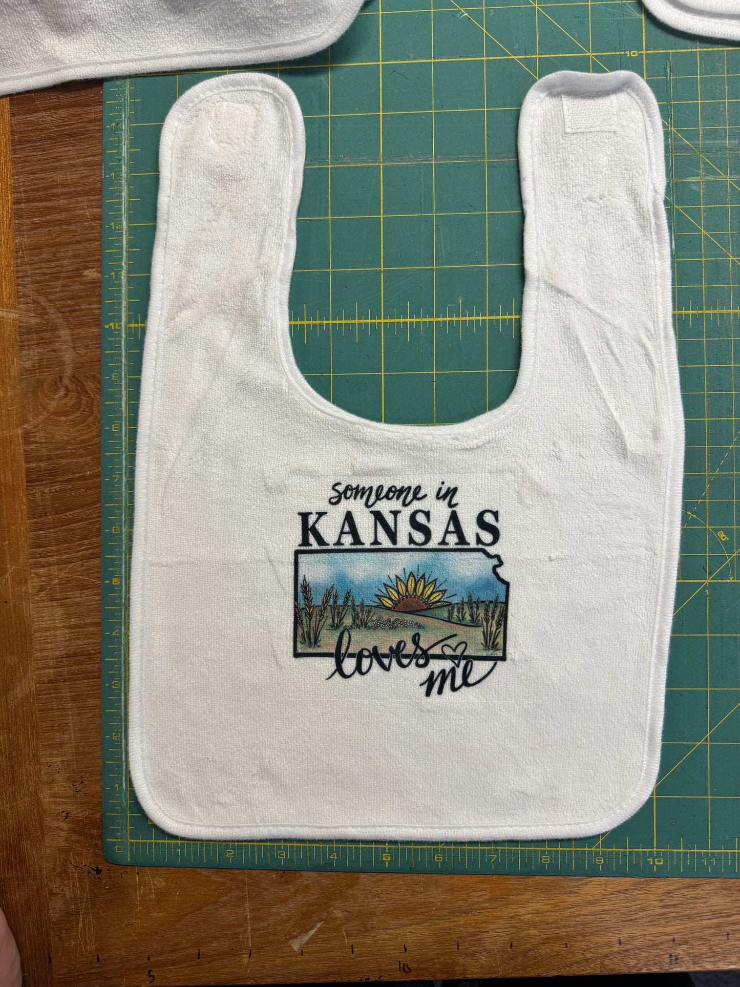 “Someone in Kansas Loves Me” Baby Bib